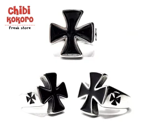 Anillo de acero Cruz de Malta