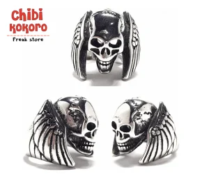 Anillo calavera alas